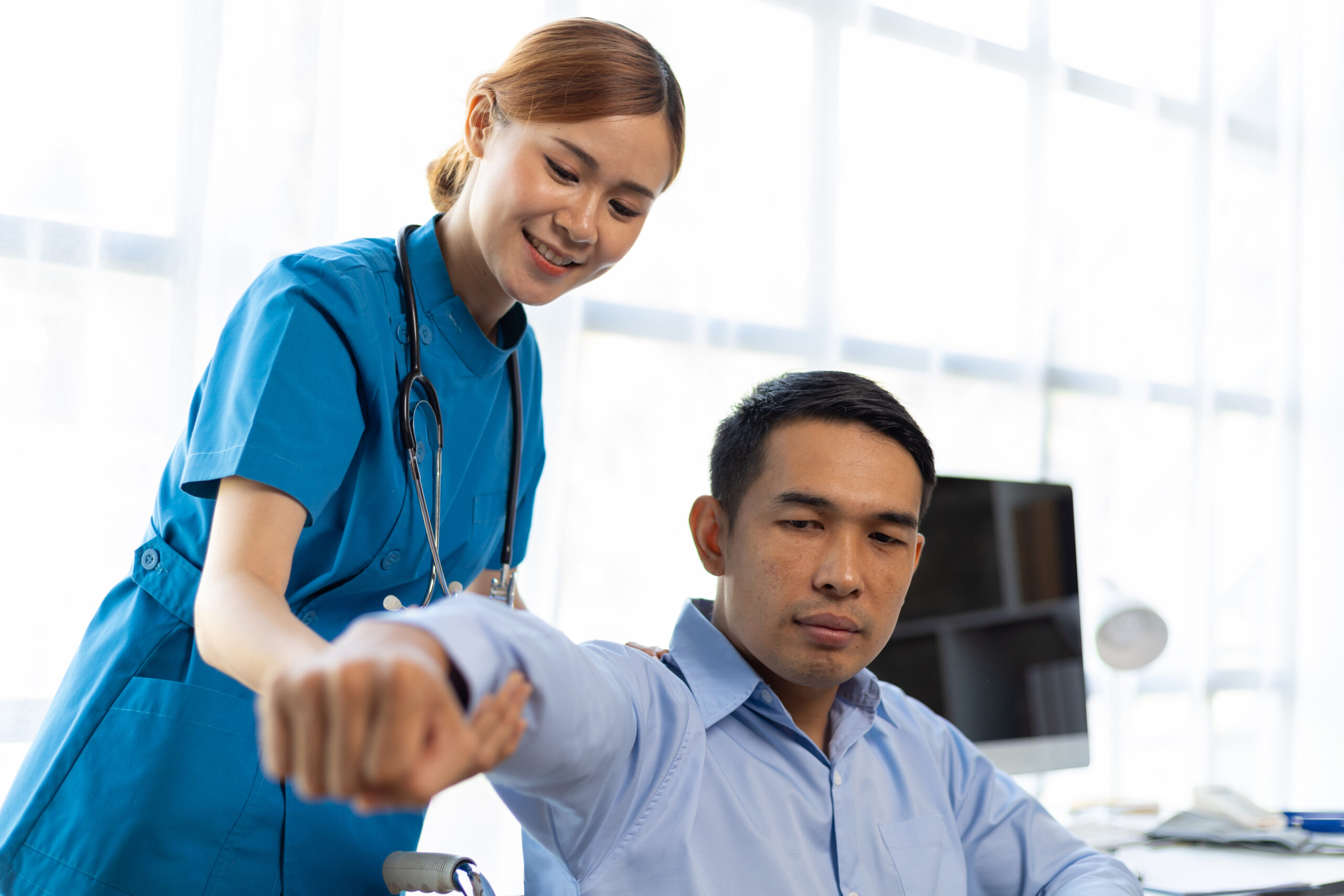 physiotherapist-female-doctor-practicing-physioth-2024-04-03-22-03-57-utc